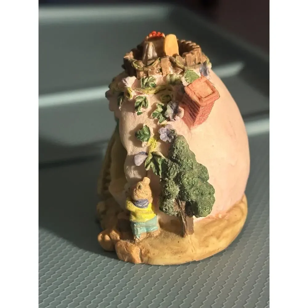Vintage Miniature Cottage Diorama Figurine – Bear Scene Decorative Collectible